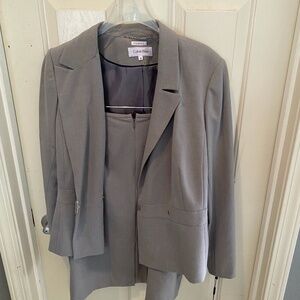 NEW WITH TAGS Calvin Klein Skirt Suit Gray Stretch A line Size 16